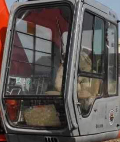4457160 HITACHI รถขุด Cab กระจกนิรภัยด้านหน้าตำแหน่ง A พร้อมซีล
